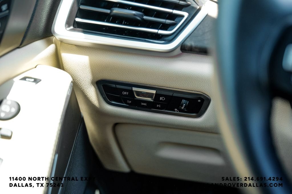 Used 2022 Blue Metallic BMW sDrive40i image 33