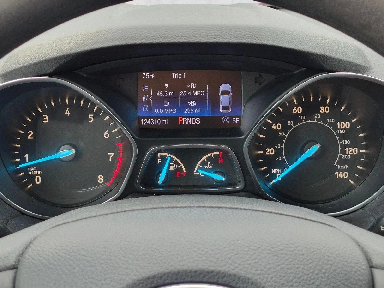 Used 2018 Oxford White Ford SE image 10