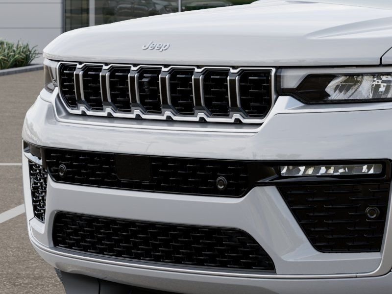 New 2026 Bright White Clear-Coat Exterior Paint Jeep Summit image 11