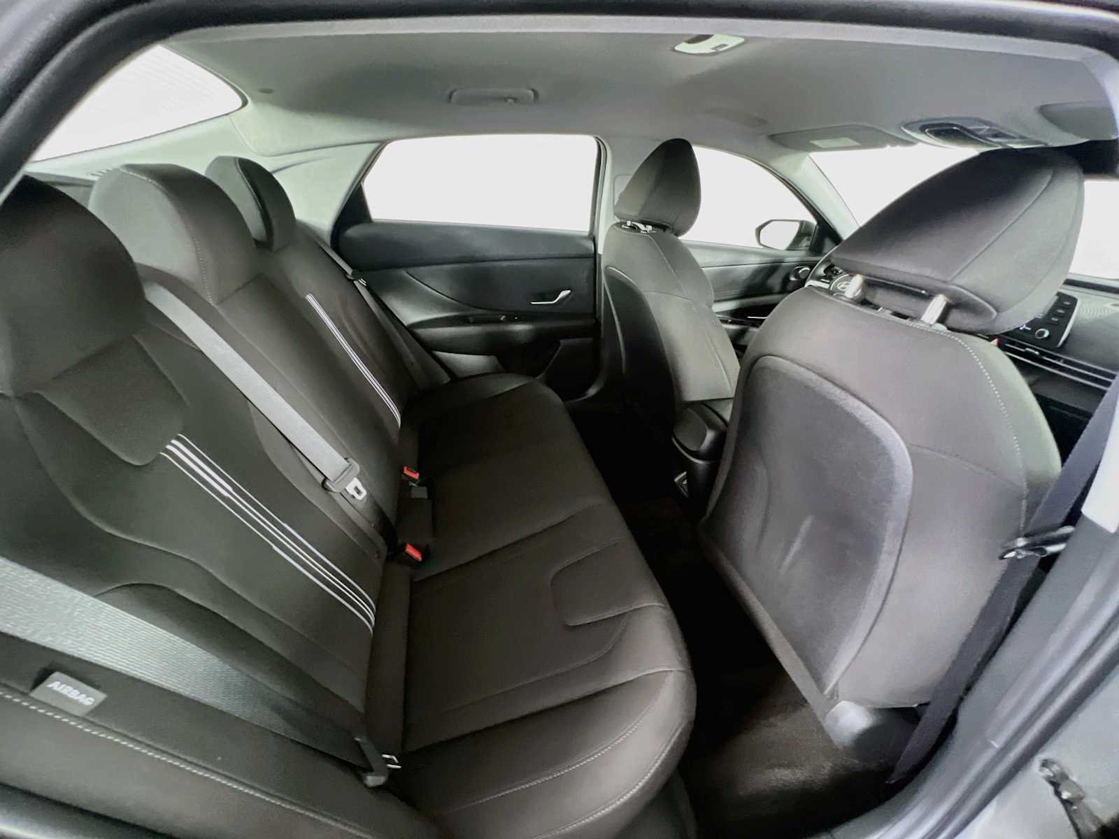 Used 2025 Amazon Gray Hyundai Blue image 26