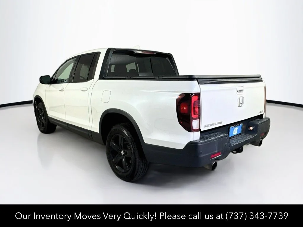 Certified Used 2021 White Honda Black Edition image 4