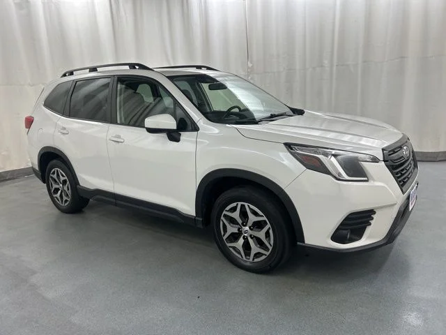 Pre-Owned 2022 Subaru Forester Premium