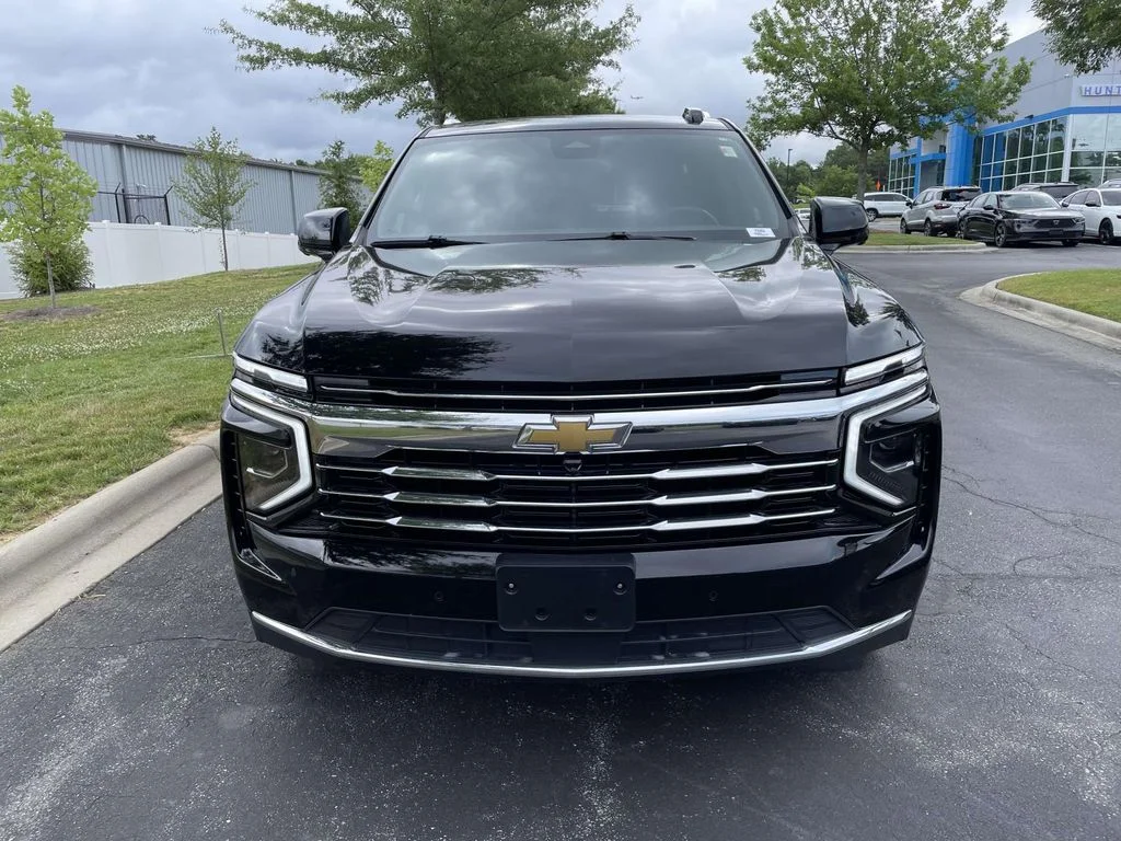 Used 2025 Black Chevrolet LT image 2