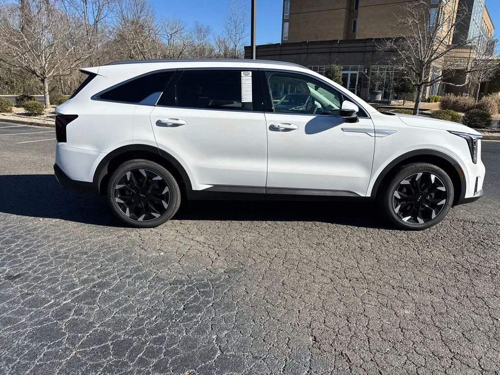 New 2026 White Kia EX image 2