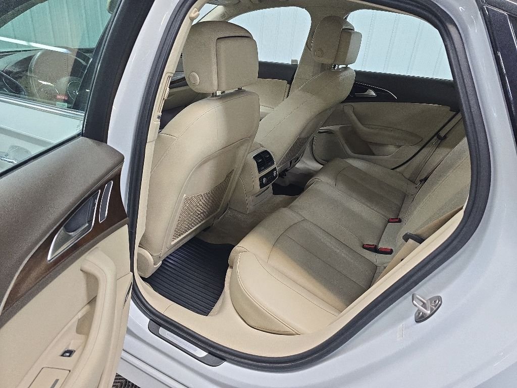 Used 2018 White Audi 2.0T Premium Plus image 31