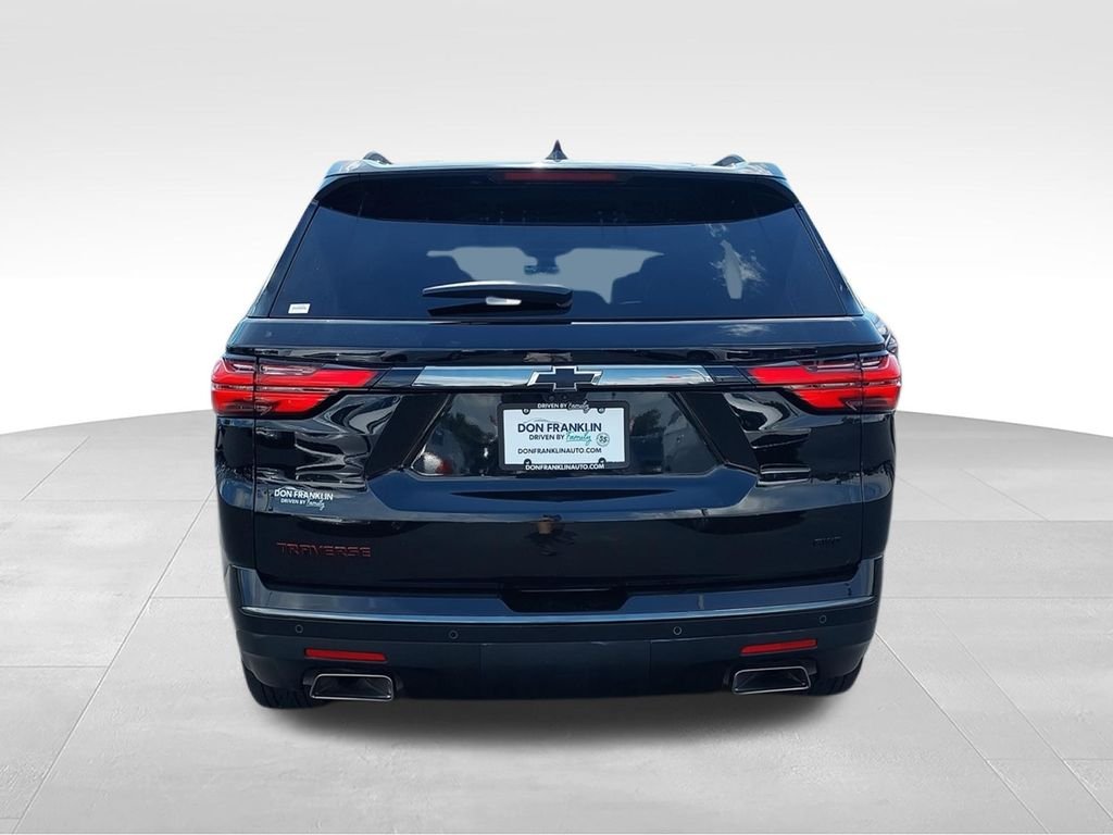 Used 2022 Black Chevrolet Premier image 7