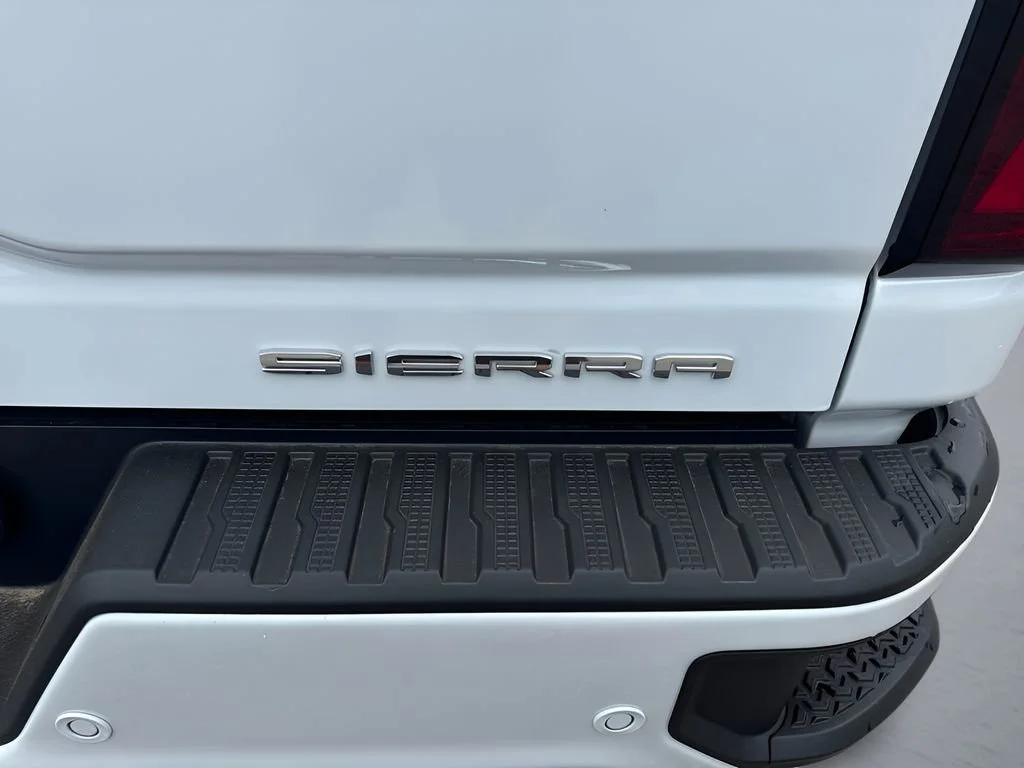 New 2026 Glacier White Tricoat GMC Denali Ultimate image 39
