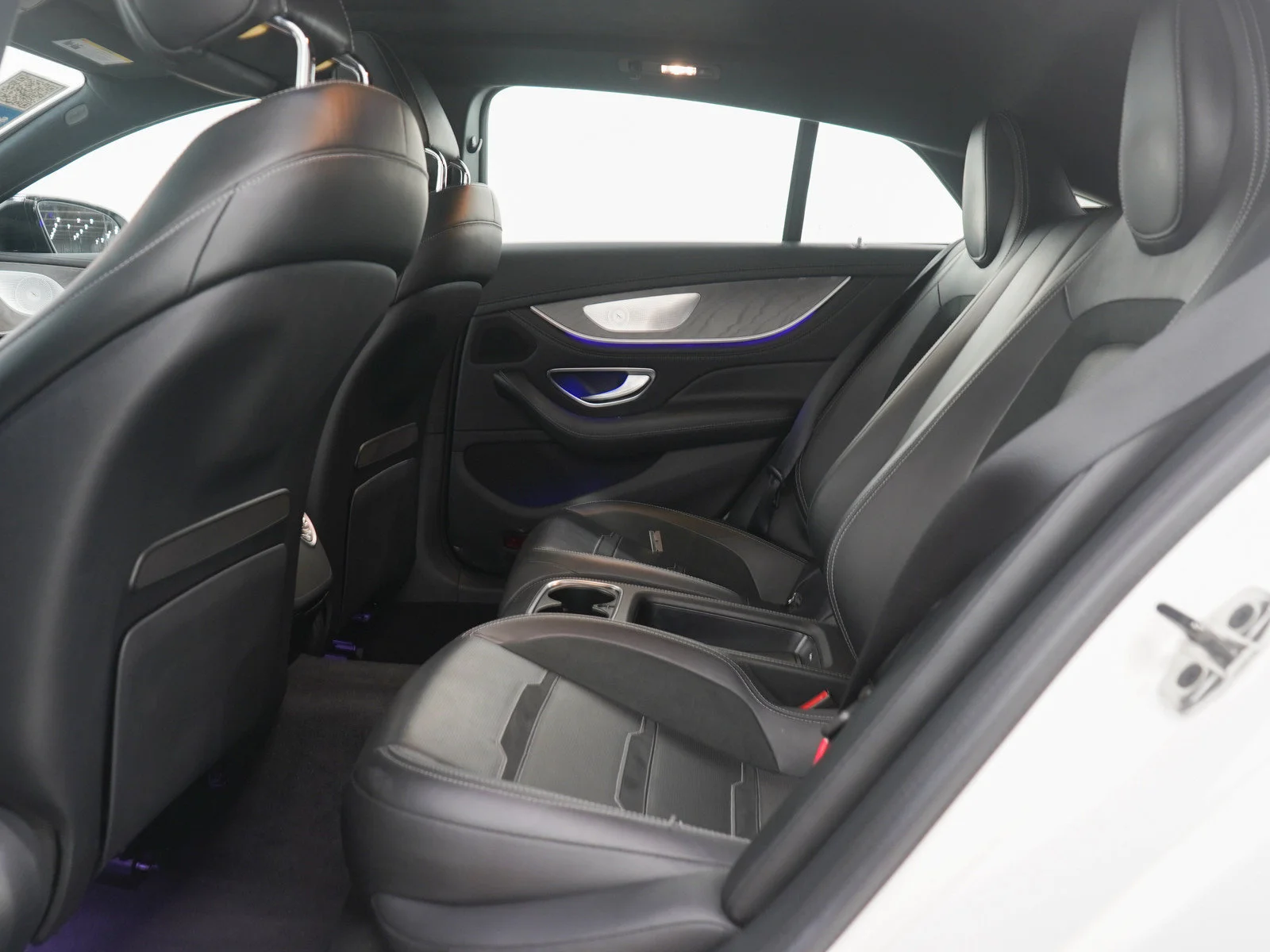 Used 2019 White Mercedes-Benz Base image 15