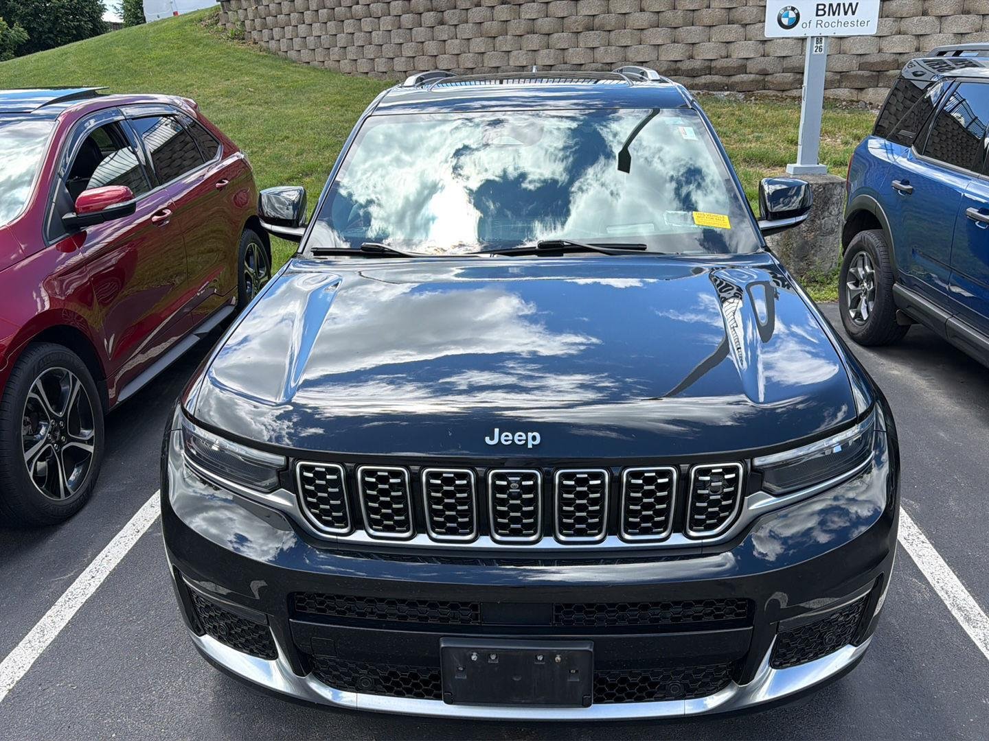 Used 2021 Diamond Black Crystal Pearlcoat Jeep Summit Reserve image 2