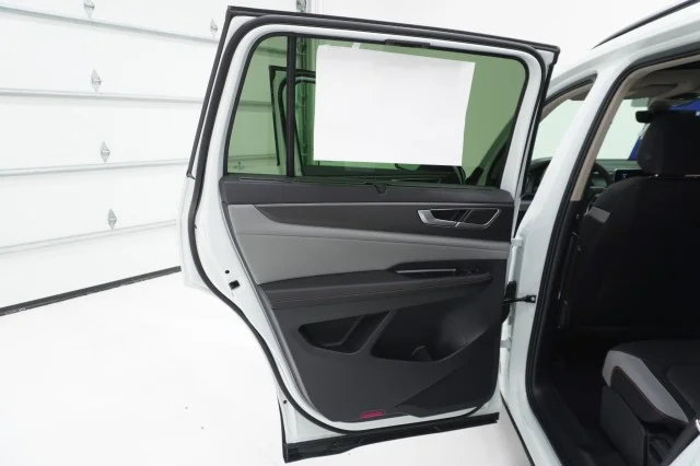 New 2026 Opal White Pearl Volkswagen 2.0T Peak Edition image 20