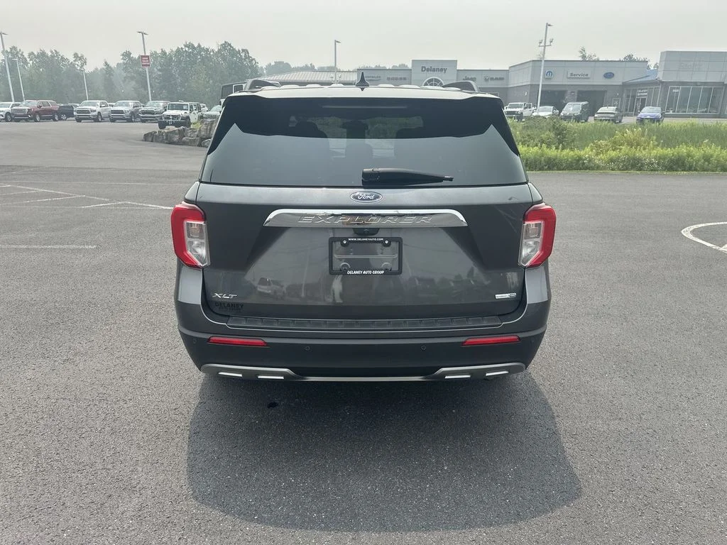 Used 2020 Gray Ford XLT image 7