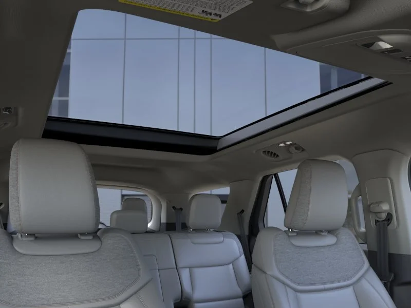 New 2026 Space White Metallic Ford Active image 22