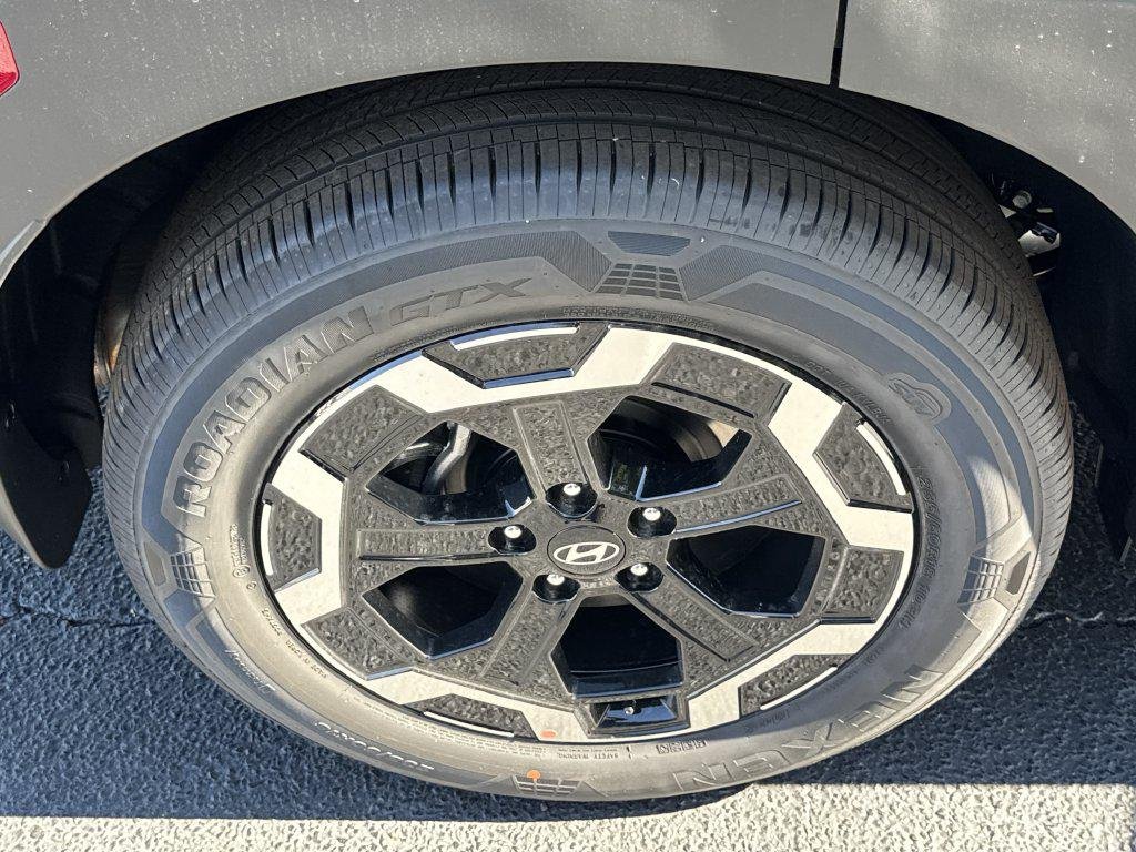 New 2027 Gray Hyundai SEL FWD image 17