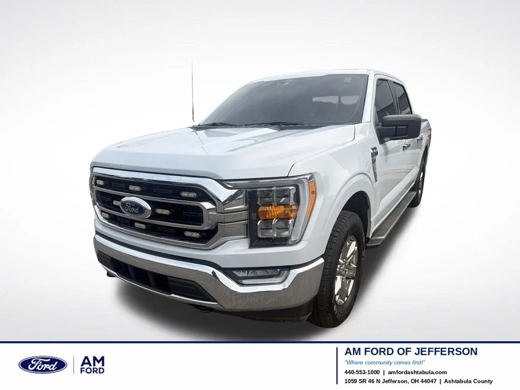 Certified Used 2022 White Metallic Ford XLT image 1