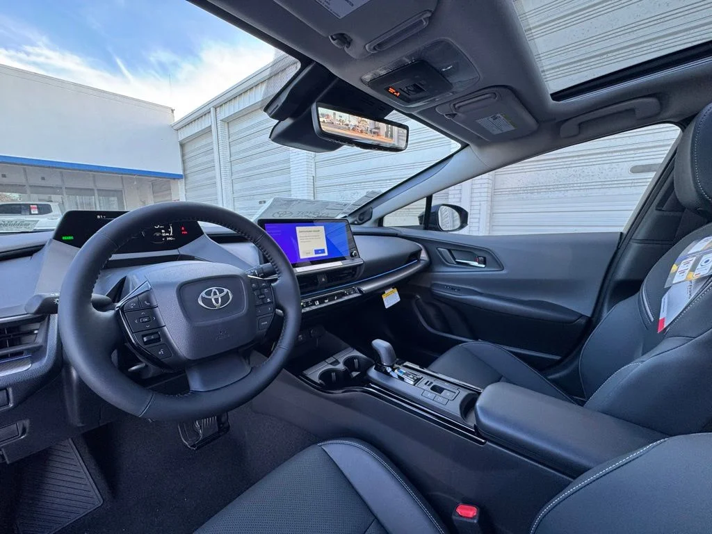 2026 Toyota Prius Limited - Photo 11