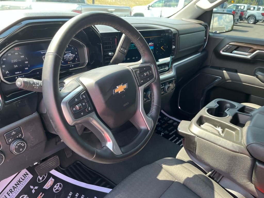 Used 2024 Gray Chevrolet LT image 15