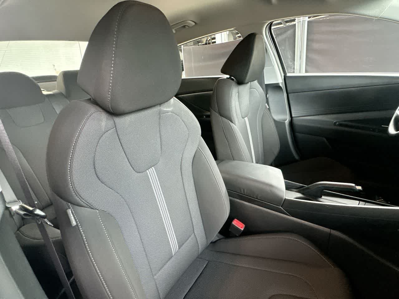 2026 Hyundai Elantra SE - Photo 27