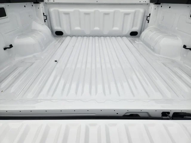 New 2026 Oxford White Ford XL image 33