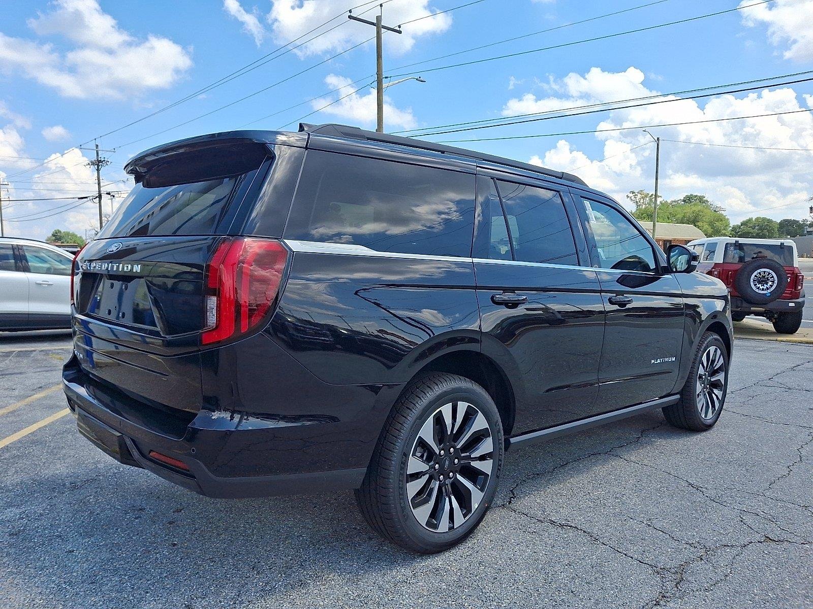 New 2027 Agate Black Metallic Ford Platinum image 4