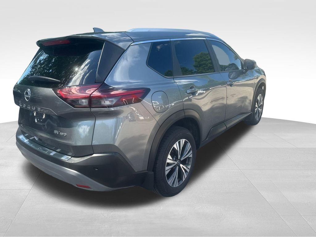 Used 2023 Gray Nissan SV image 28