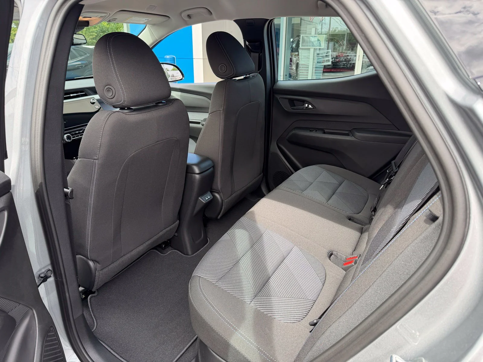 2027 Chevrolet Bolt LT - Photo 20