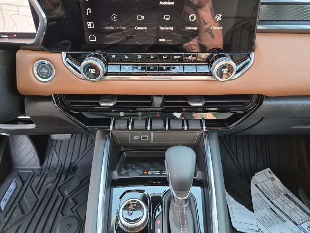 New 2026 Onyx Black GMC AT4 image 44