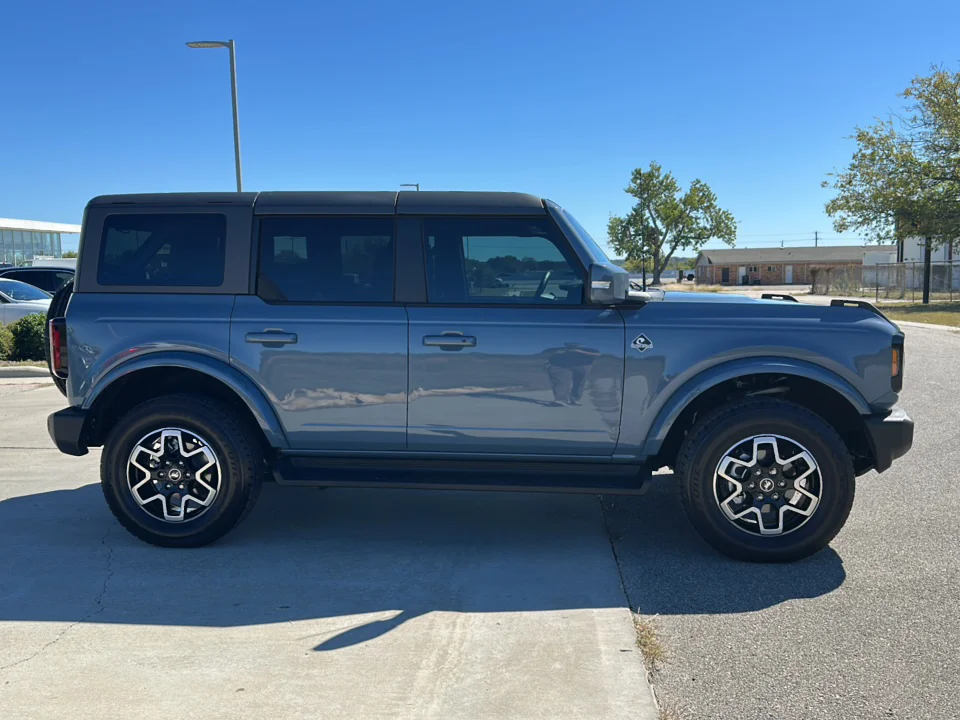 2025 Ford Bronco 4-Door Outer Banks - Photo 9