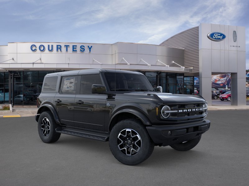 New 2026 Shadow Black Ford Outer Banks® image 7