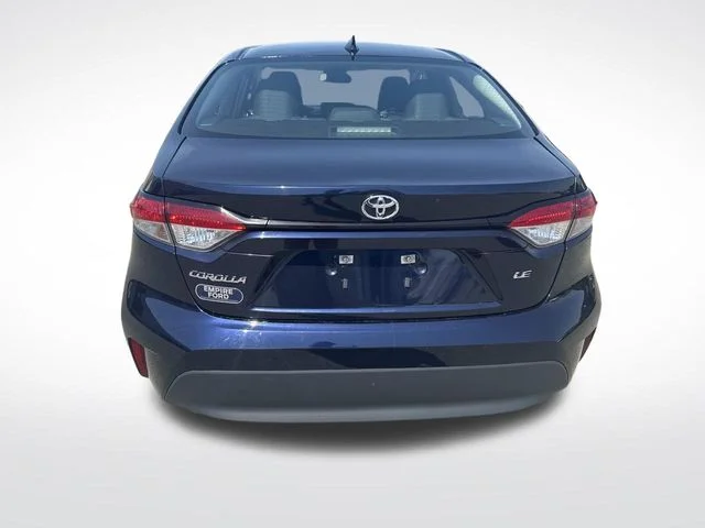 Used 2024  Toyota LE image 4