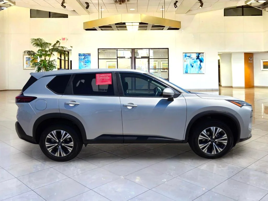 Certified Used 2023 Silver Nissan SV image 4