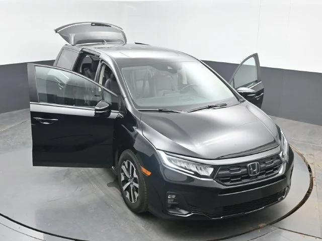 2025 Honda Odyssey EX-L - Photo 107