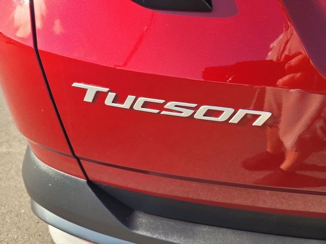 Used 2025 Red Hyundai SEL image 10