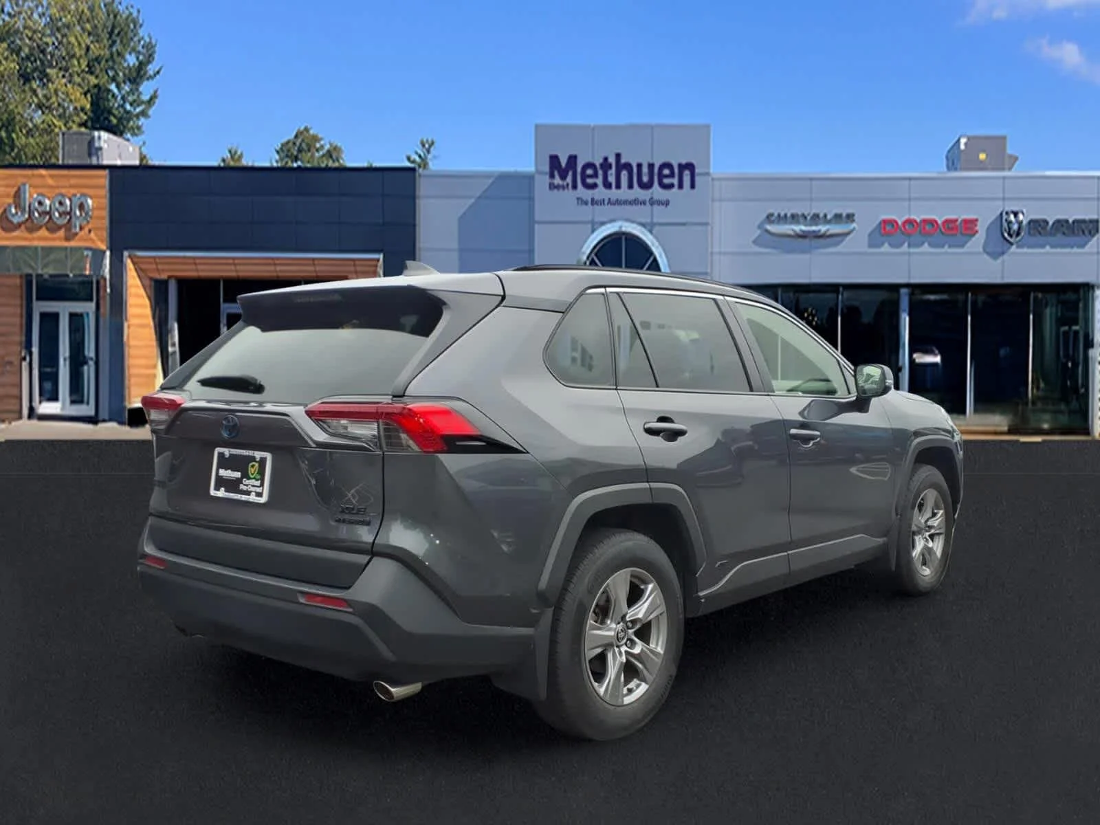 Used 2023 Magnetic Gray Metallic Toyota Hybrid XLE image 5