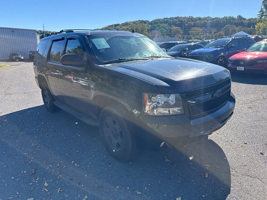 Used 2012 Black Chevrolet LT image 1