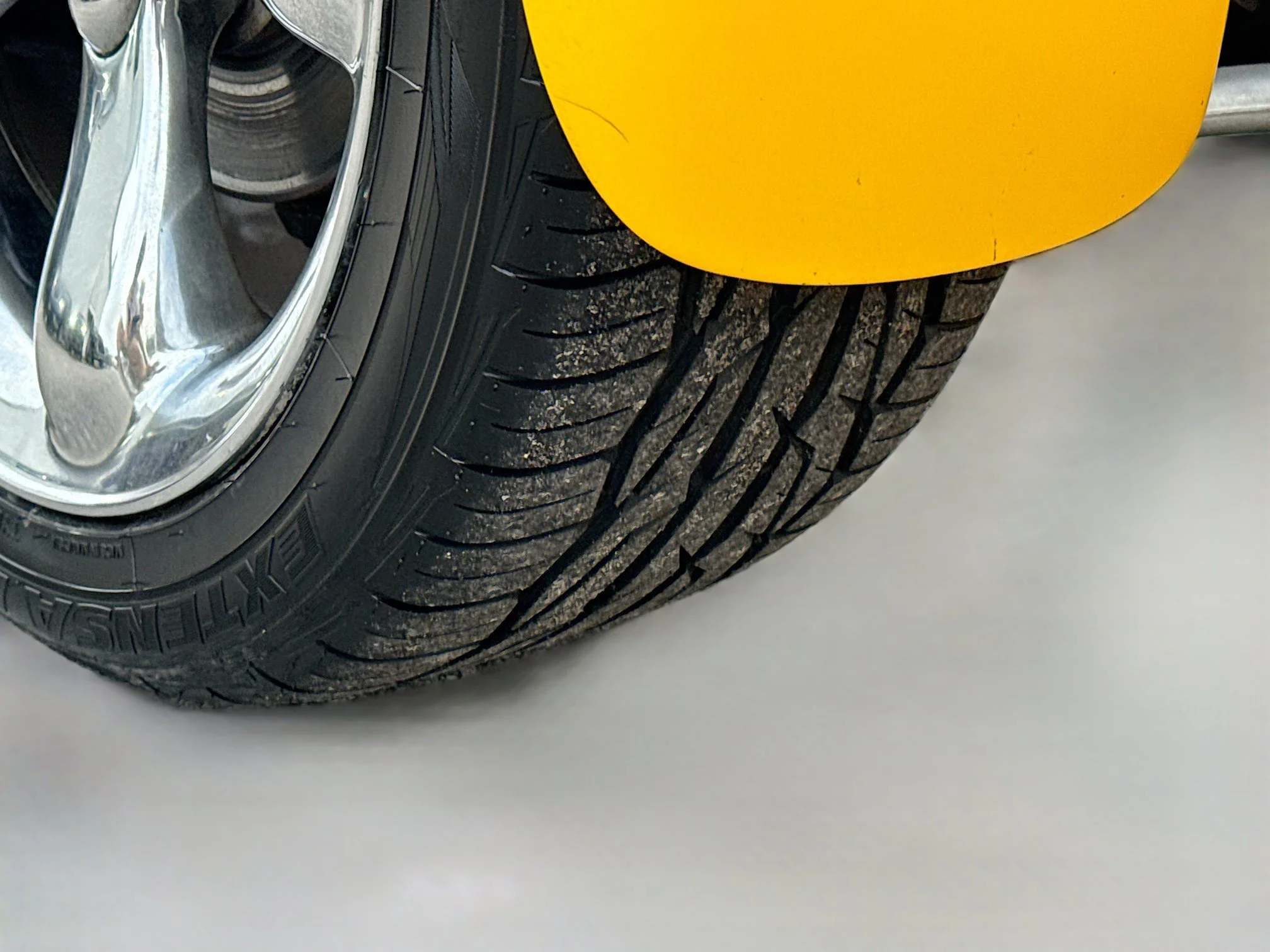 Used 2002 Prowler Yellow Clearcoat/Black Soft Top Chrysler Base image 37