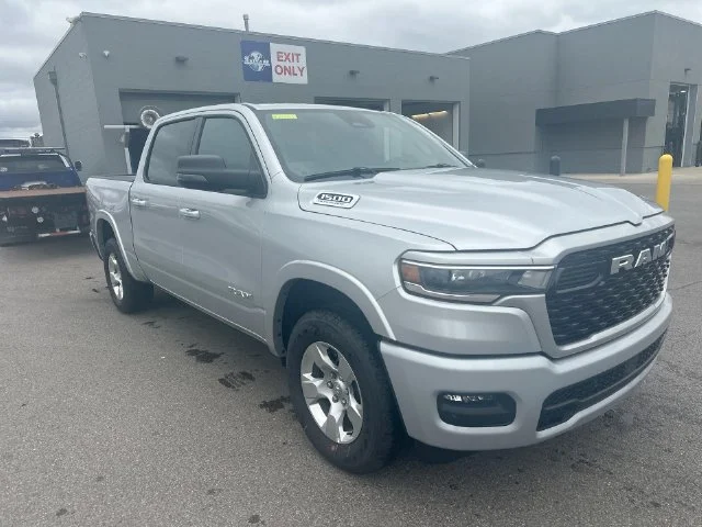 New 2026 Silver Zynith Exterior Paint RAM Big Horn/Lone Star image 12