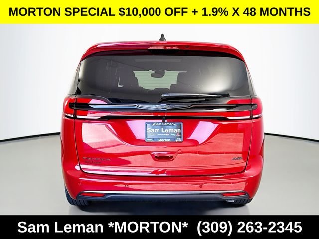 New 2026 Red Hot Pearl-Coat Exterior Paint Chrysler Select image 6