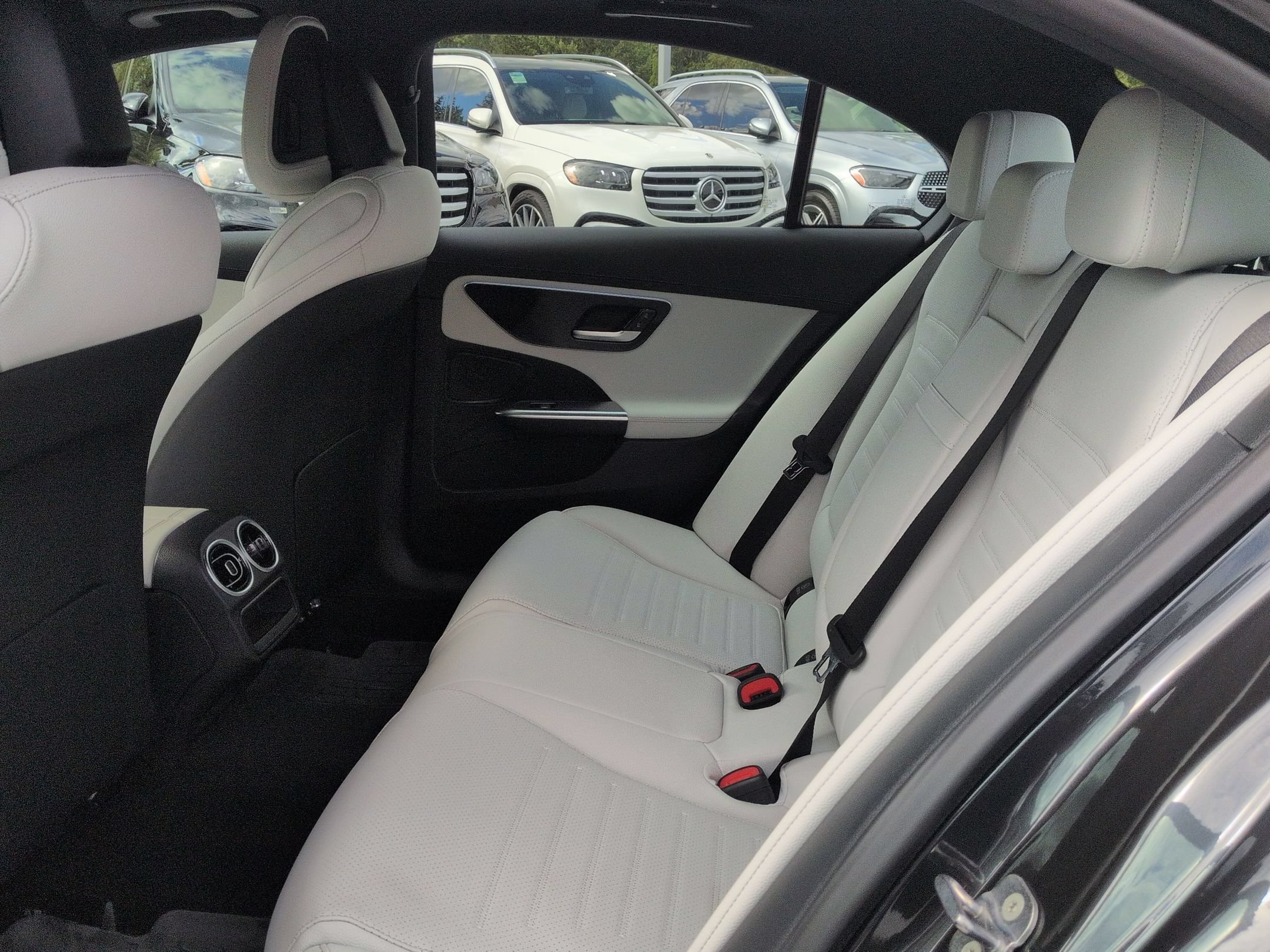 New 2026 Graphite Grey Metallic Mercedes-Benz C 300 image 53