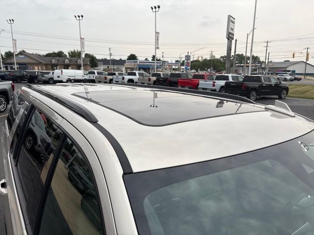 Used 2023 Beige Chevrolet Z71 image 13