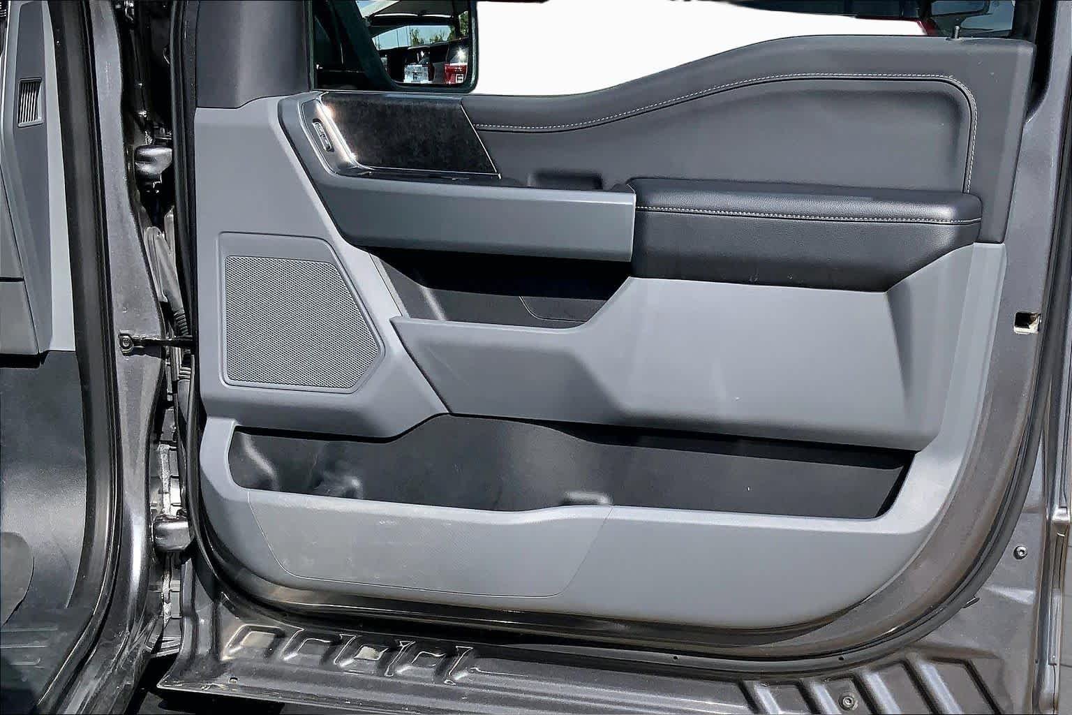 Used 2023 Carbonized Gray Metallic Ford XLT image 22