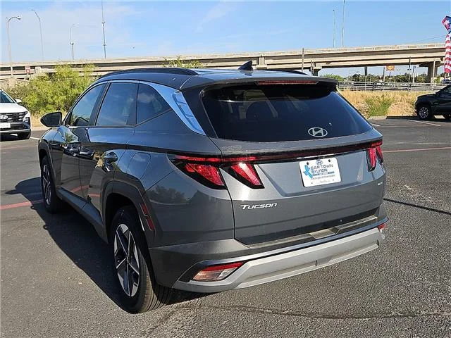 New 2026 Ecotronic Gray Hyundai SEL image 3