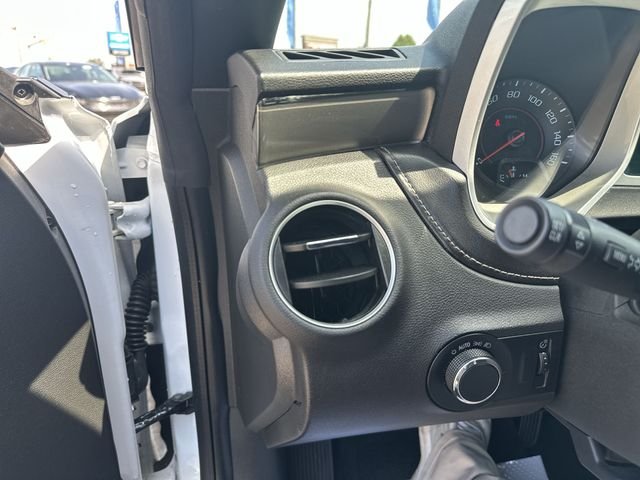 Used 2012 White Chevrolet 2LT image 19