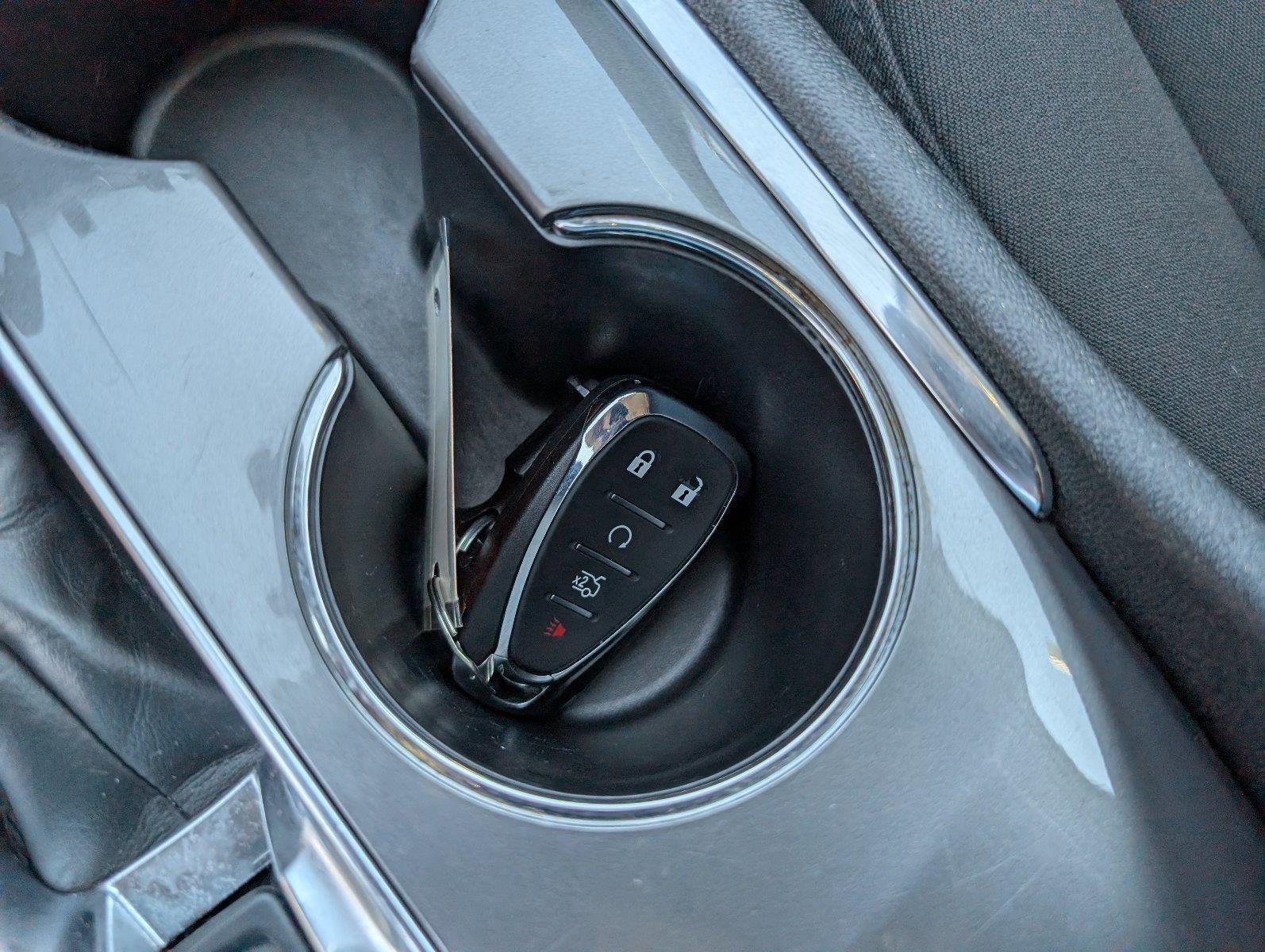 Used 2023 STERLING GRAY METALLIC Chevrolet LT image 21