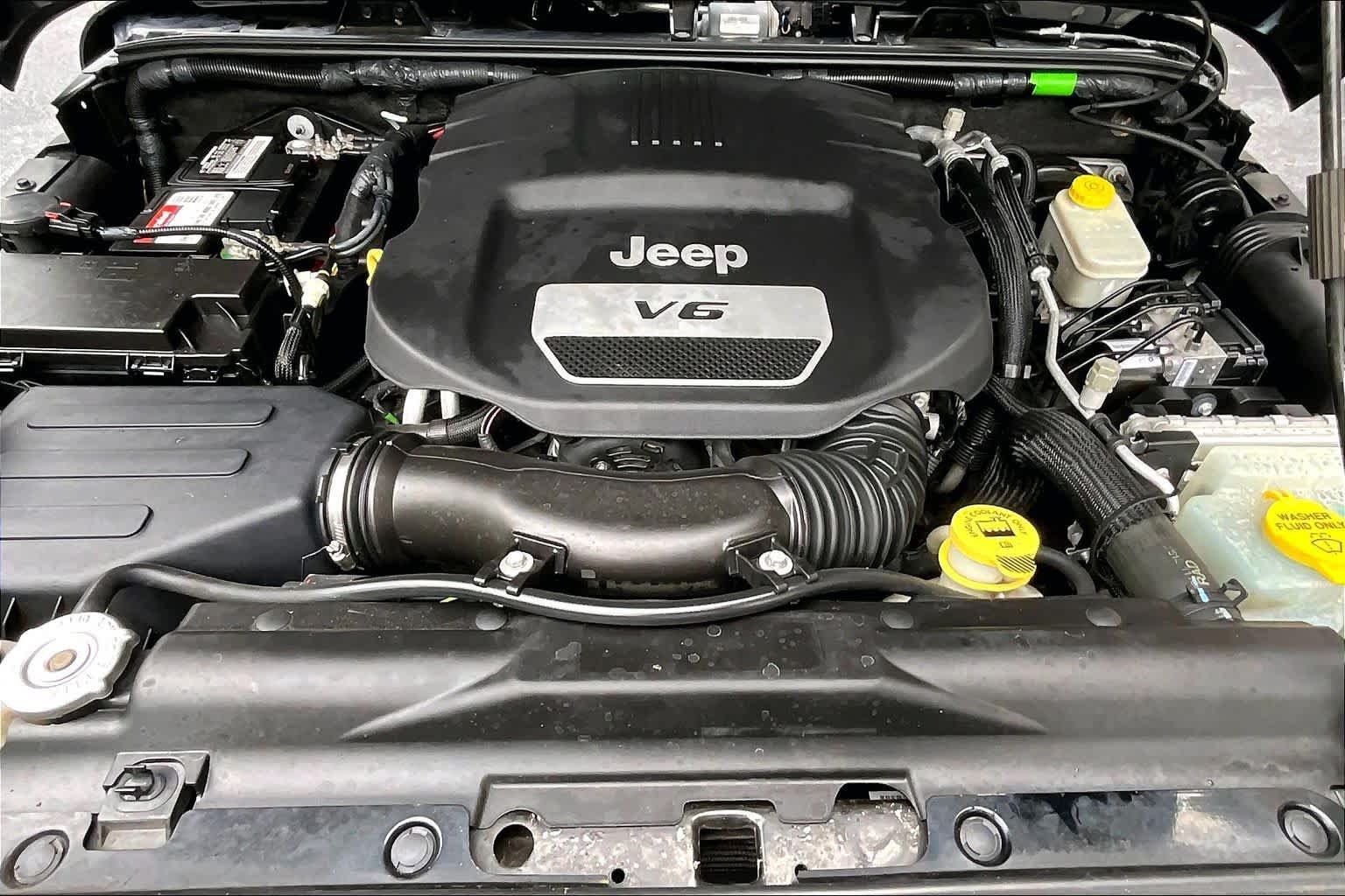Used 2017 Black Clearcoat Jeep Sport image 30