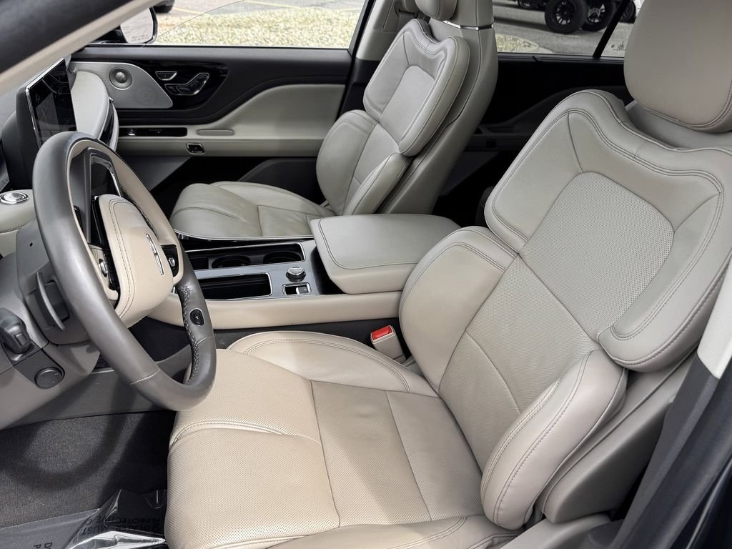 Used 2022 Blue Lincoln Reserve image 15
