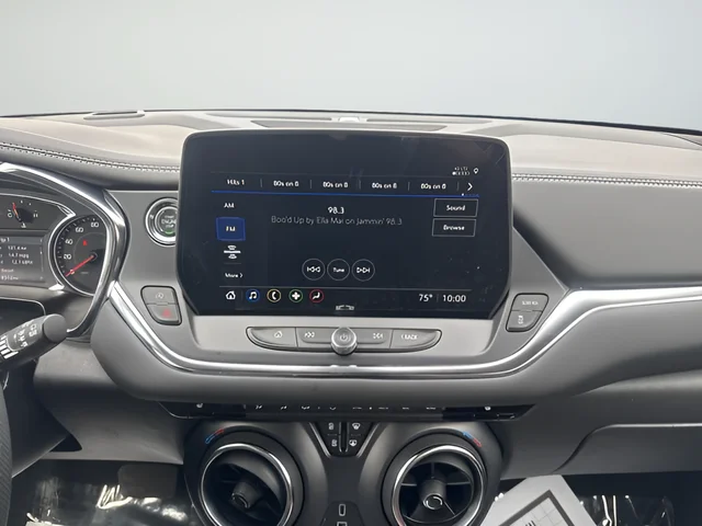 Used 2024 Gray Chevrolet LT image 18