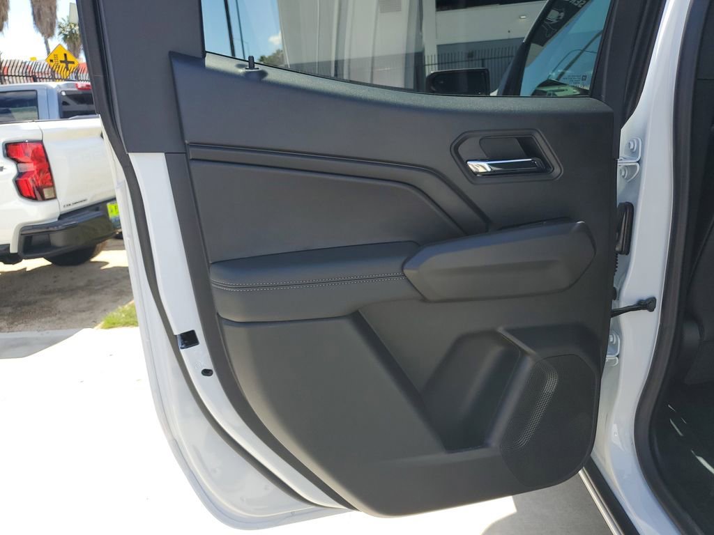 New 2026 Summit White Chevrolet LT image 15