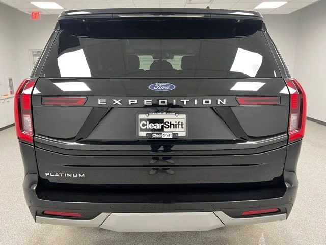 Used 2025 Black Ford Platinum image 8