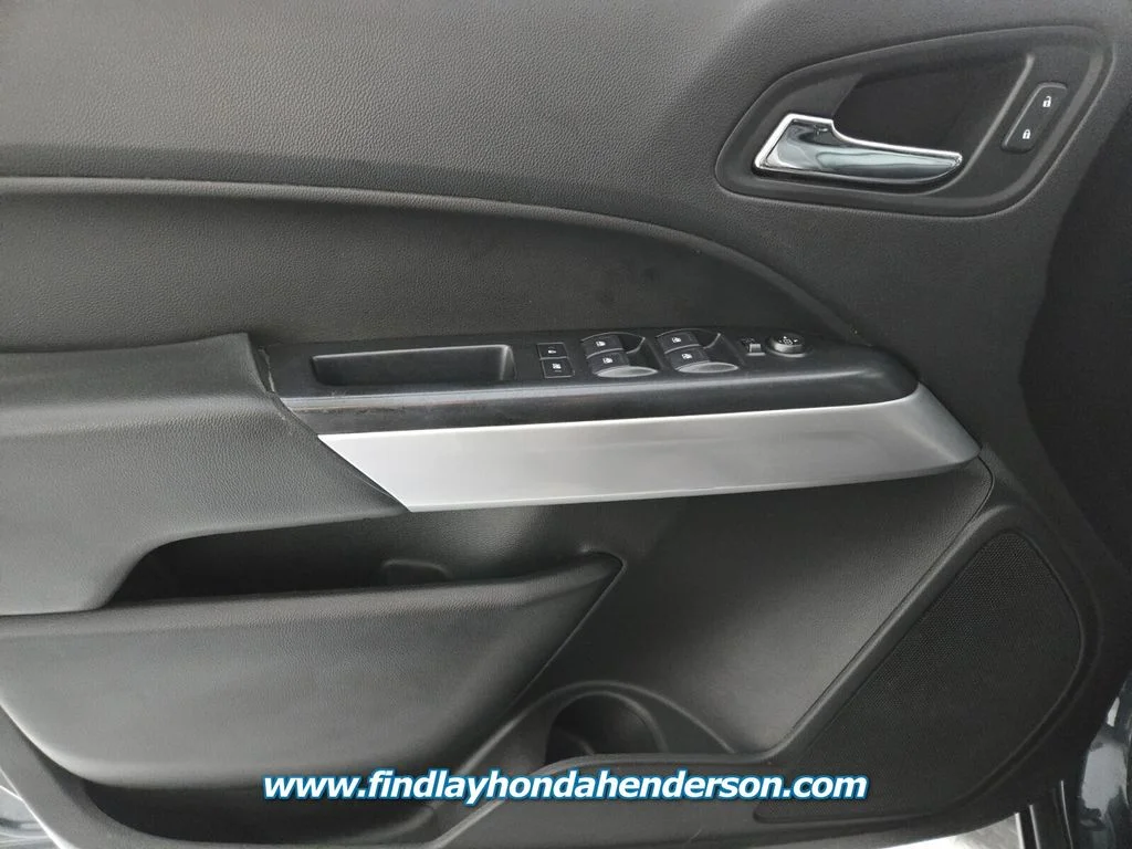 Used 2019 Shadow Gray Metallic Chevrolet ZR2 image 23