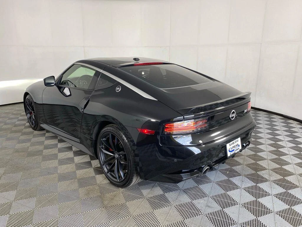 Used 2024 Black Diamond Pearl Nissan Performance image 14